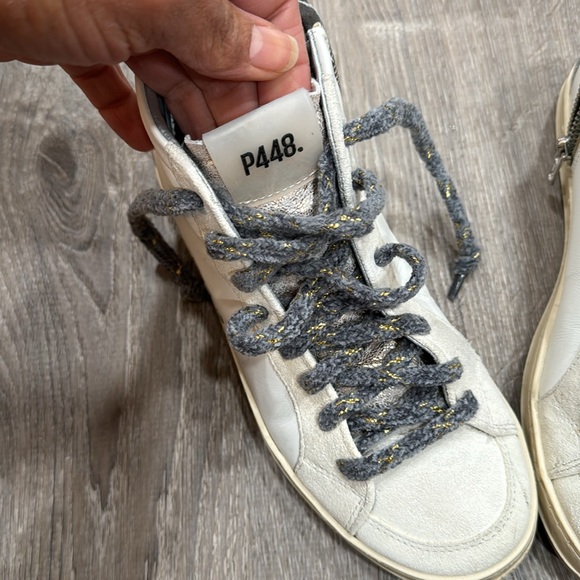 P448. High top zip sneakers - Picture 2 of 5